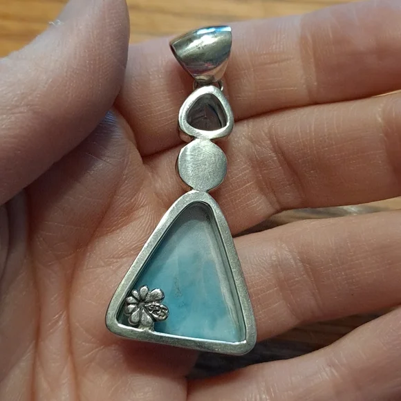 Marahlago Larimar, Pearl and Blue Topaz Sterling Silver Pendant - Picture 4 of 5